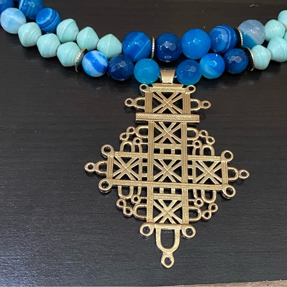 The AKOLA Project Uganda Handmade Blue Agate Paper Beads Double Strand Necklace - Picture 8 of 15